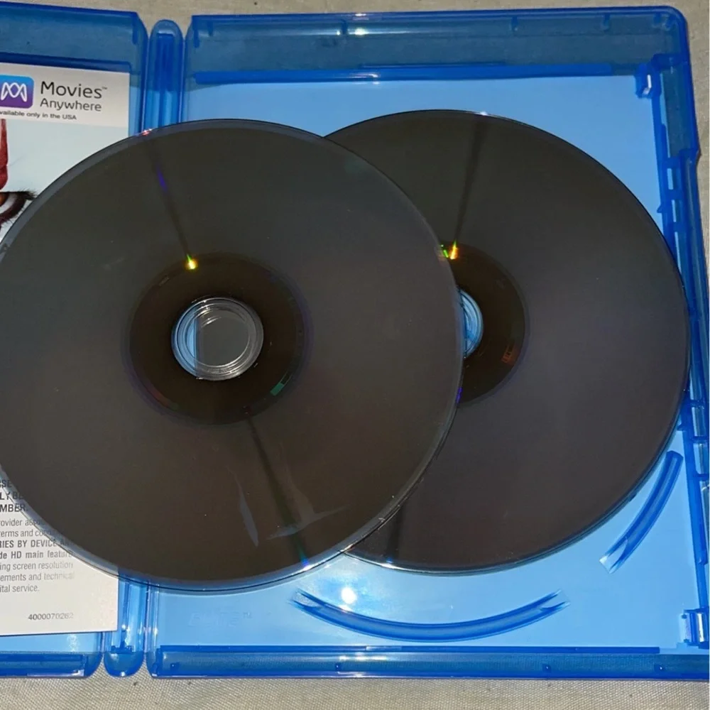 IT Chapter Two Blu-Ray - Picture 3 of 4